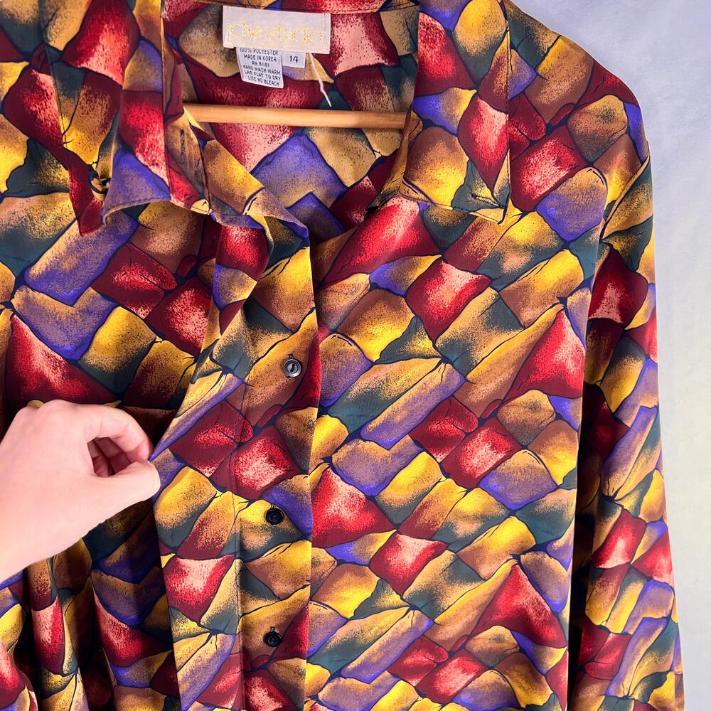 Vintage Che Studio Funky Pattern Button Front Blo… - image 4